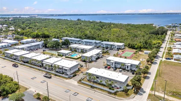 $100,000 | 22375 Edgewater Drive, Unit 255, Punta Gorda, FL 33980