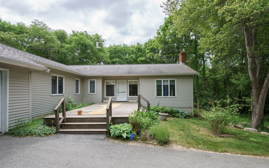 1 Running Ridge Road Manchester, MA 01944 - Photo 3 of 29 Gallery Image 3