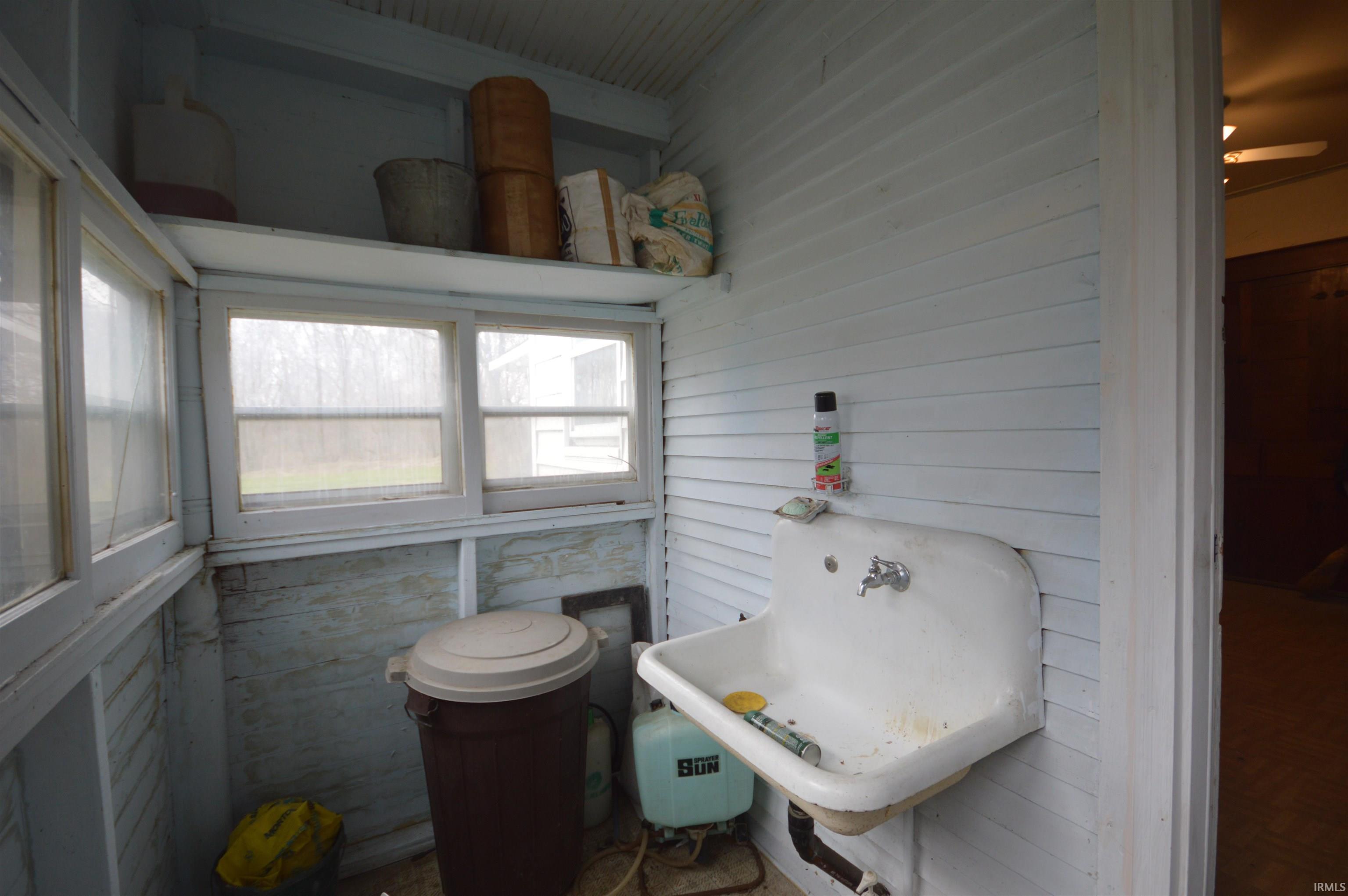 28489 Riley Road North Liberty, IN 46554 - Photo 6 of 15
