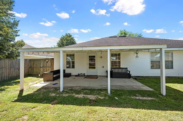 $352,500 | 2322 Tall Oak Drive, Cantonment, FL 32533