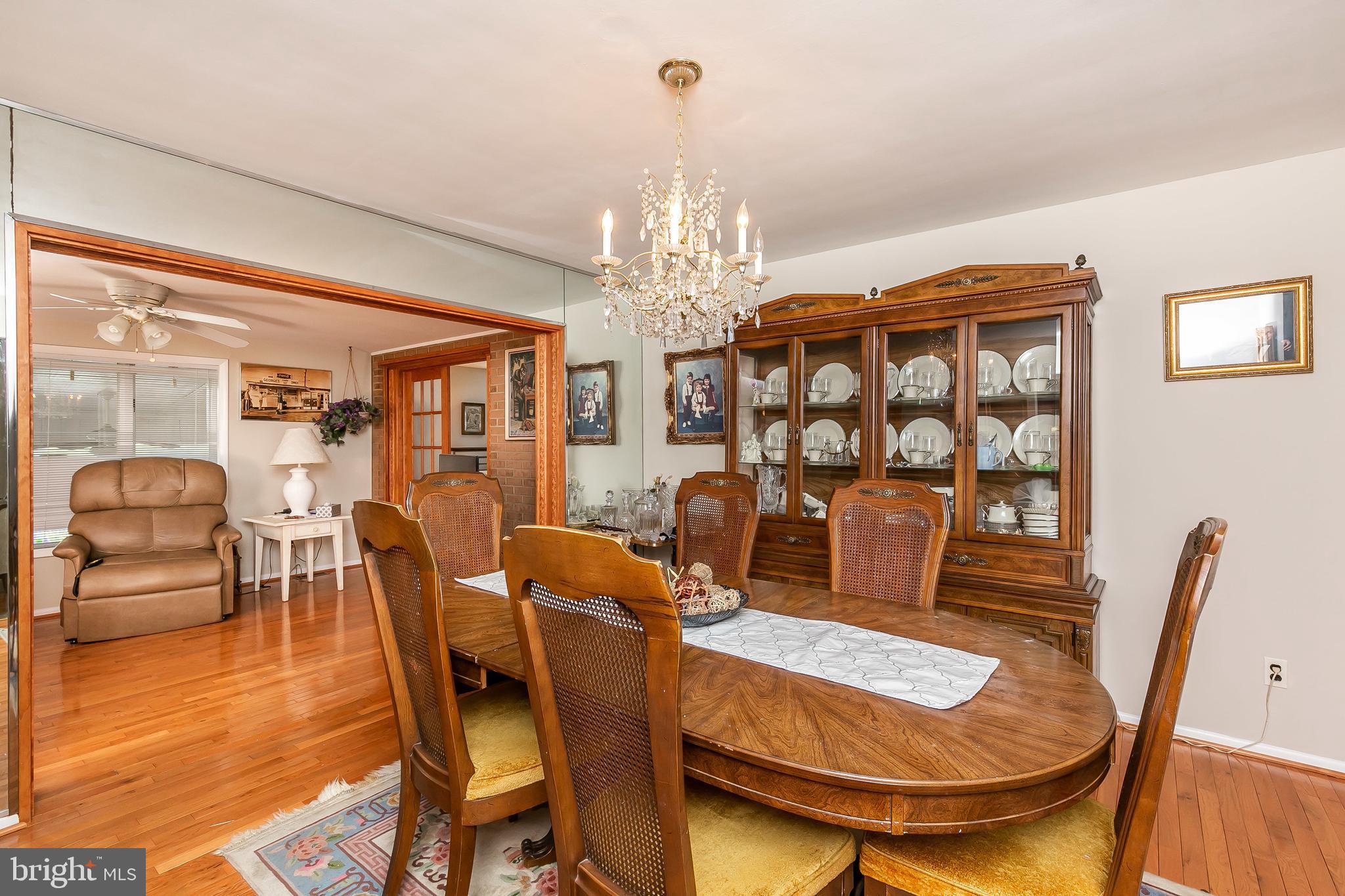 9217 Cornflower Road Baltimore, MD 21236 - Photo 6 of 37