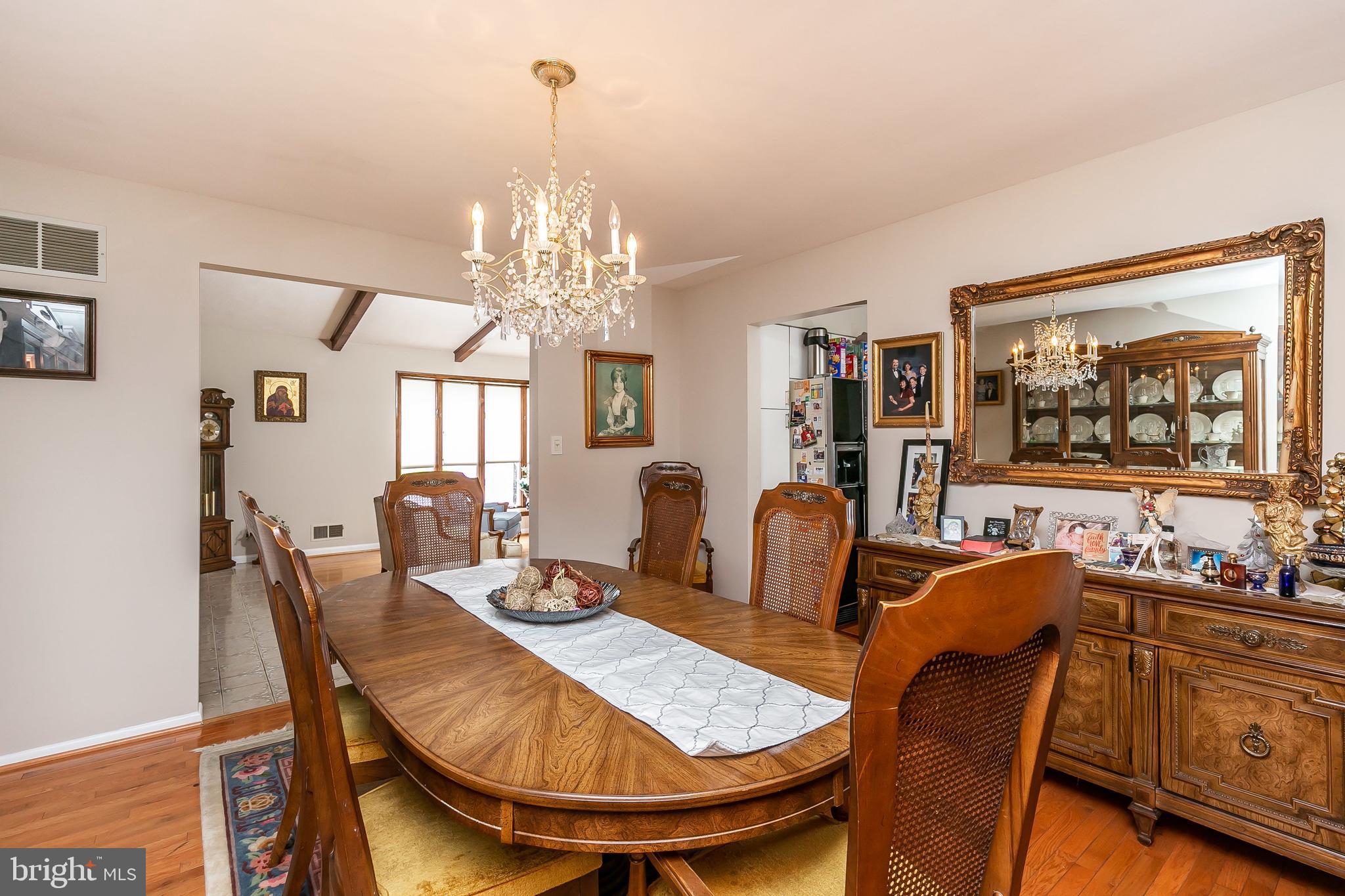 9217 Cornflower Road Baltimore, MD 21236 - Photo 7 of 37