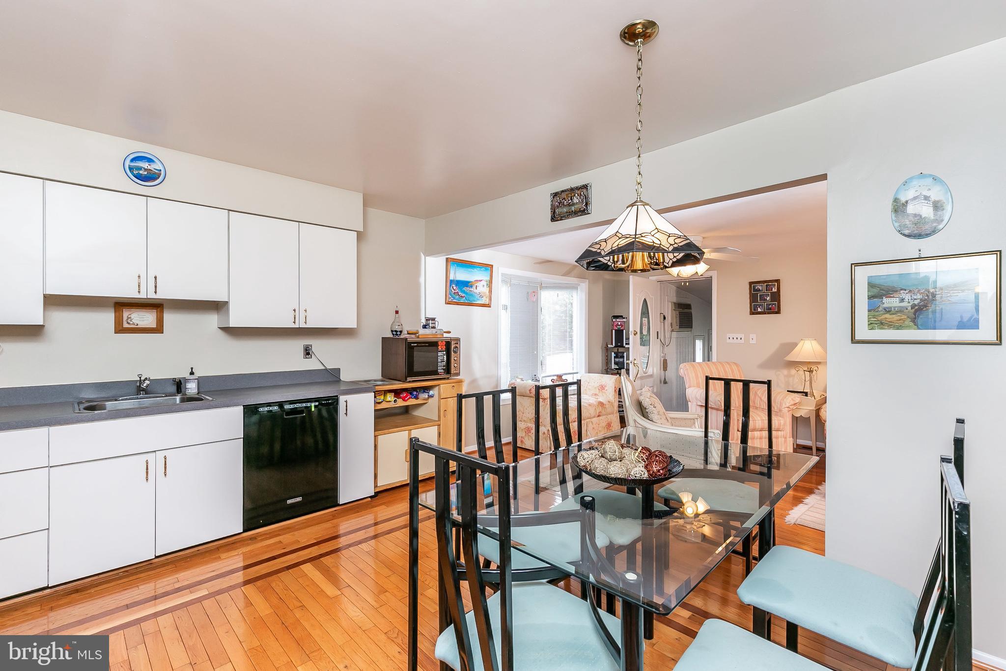 9217 Cornflower Road Baltimore, MD 21236 - Photo 10 of 37