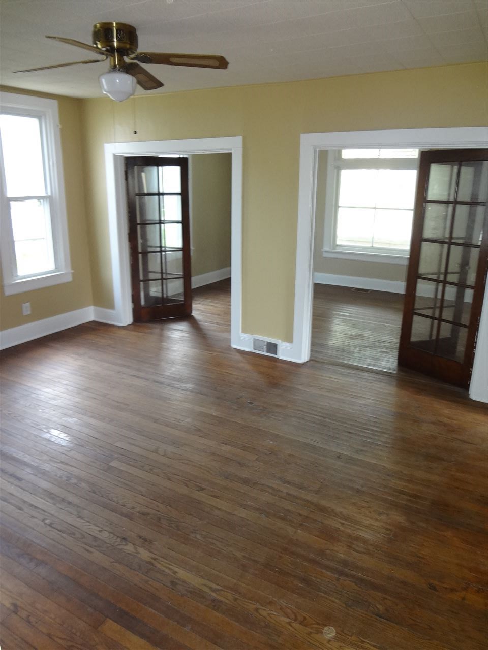 1218 Jefferson Street Rochester, IN 46975 - Photo 6 of 14