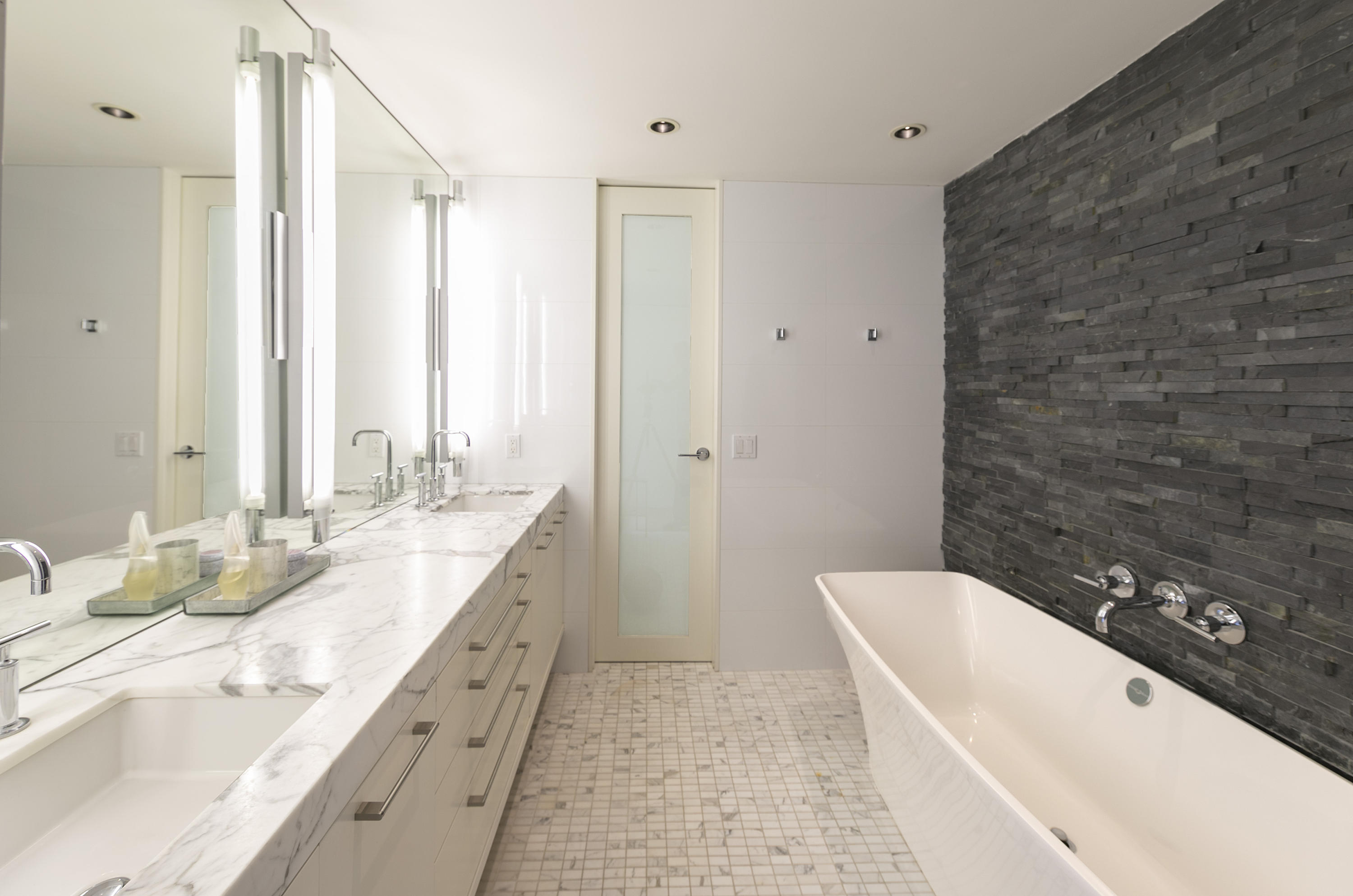 25 Las Alturas Road Santa Barbara, CA 93103 - Photo 11 of 15 Master Bathroom