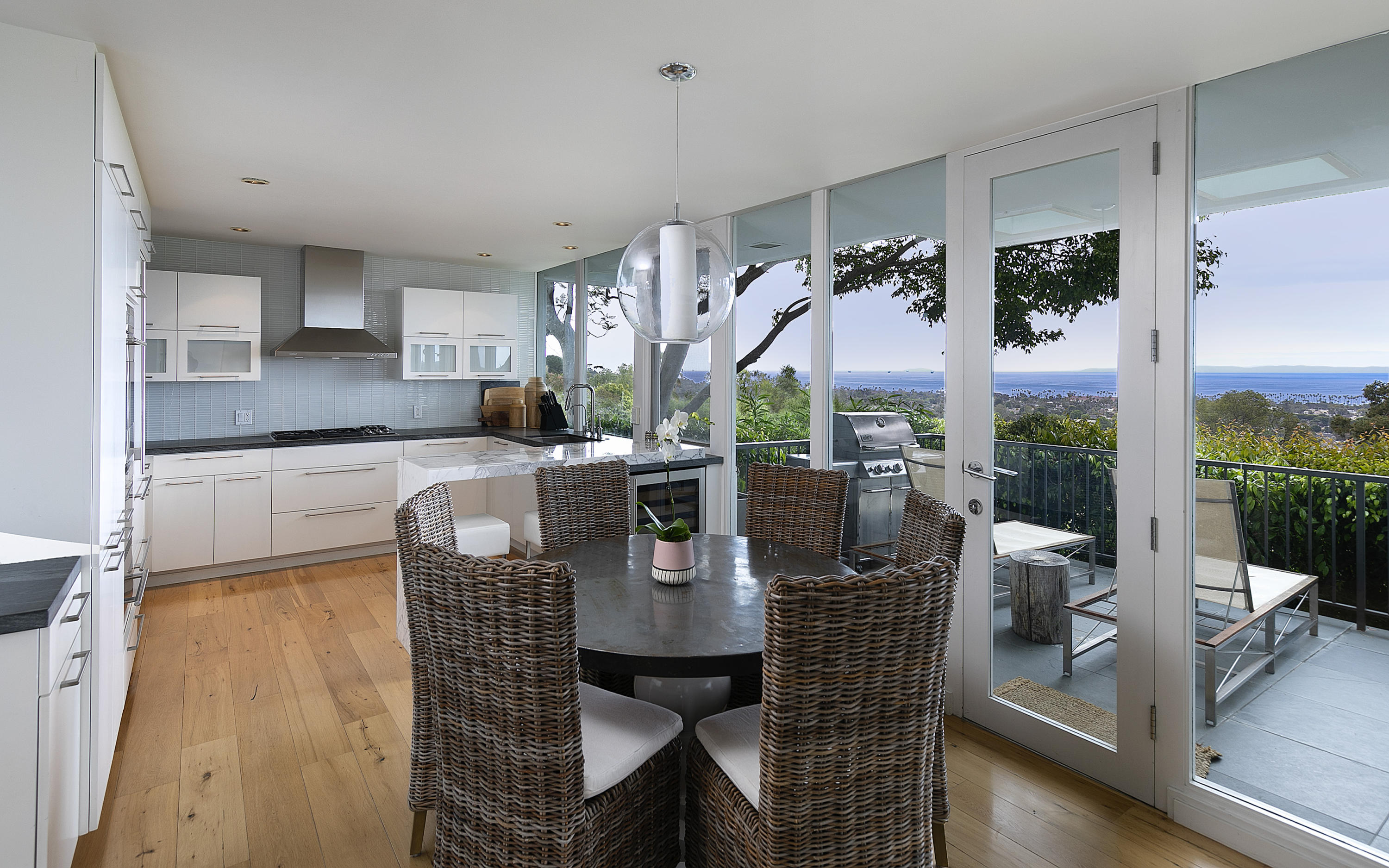 25 Las Alturas Road Santa Barbara, CA 93103 - Photo 3 of 15 Dining Area