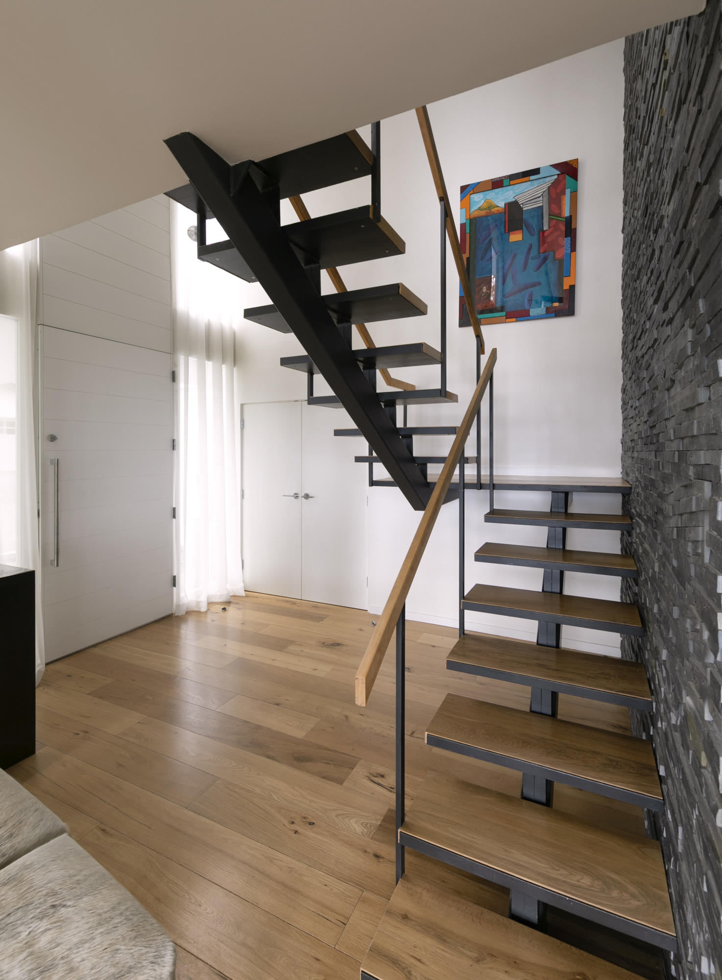 25 Las Alturas Road Santa Barbara, CA 93103 - Photo 8 of 15 Staircase