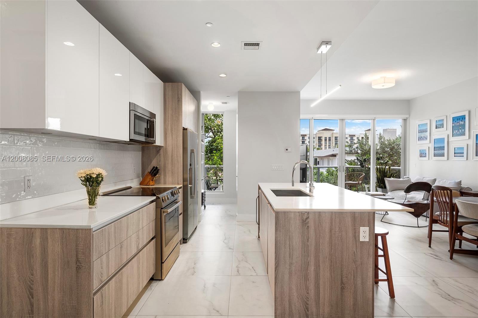 545 Southwest 11th Street, Unit 208 Miami, FL 33129 - Photo 13 of 35