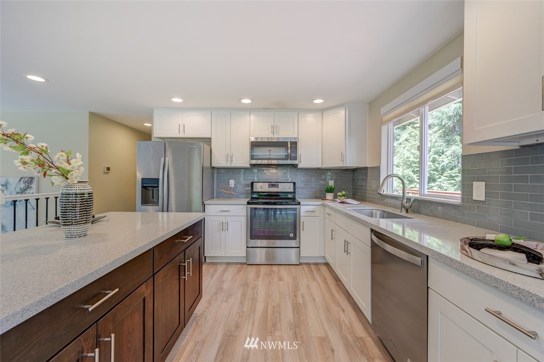 4515 224th Street Southeast Bothell, WA 98021 - Photo 9 of 30
