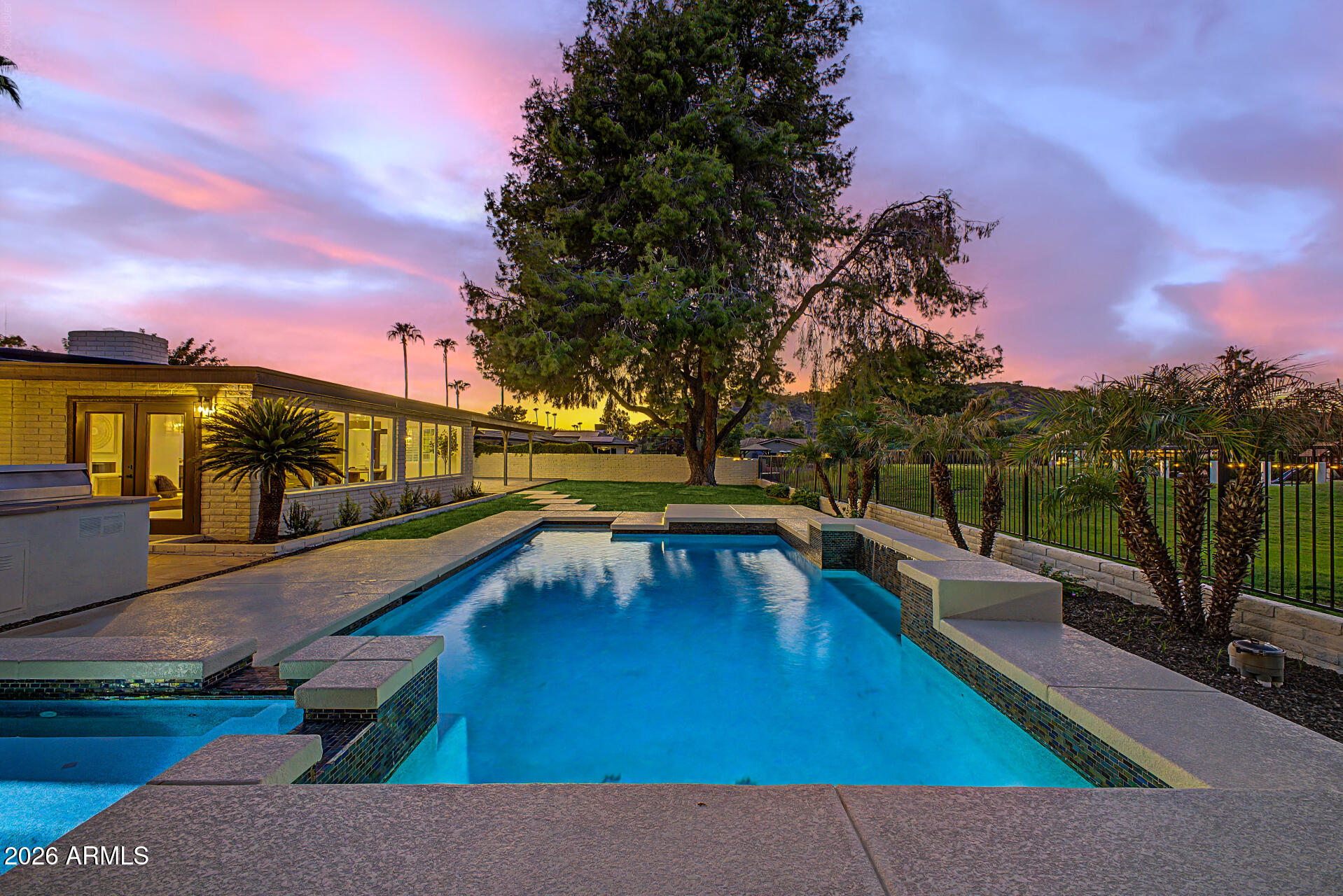 352 West Southern Hills Road Phoenix, AZ 85023 - Photo 68 of 99 73 - Southern Hills