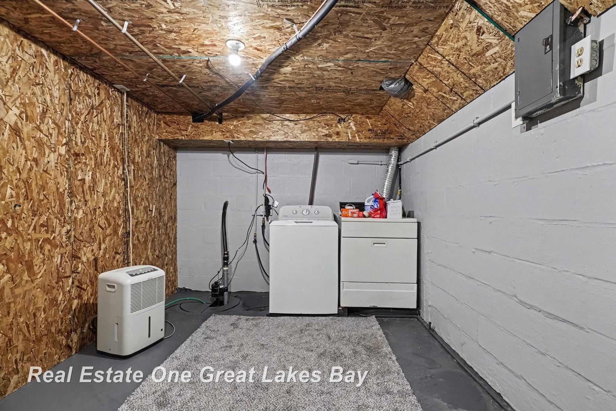 4426 9 Mile Road Auburn, MI 48611 - Photo 23 of 37 Gallery Image 23