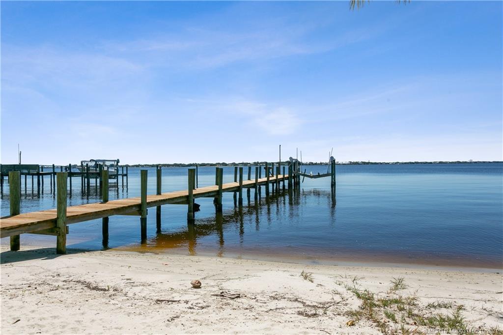22 Castle Hill Way Stuart, FL 34996 - Photo 20 of 25 Dock/Sandy Beach Area