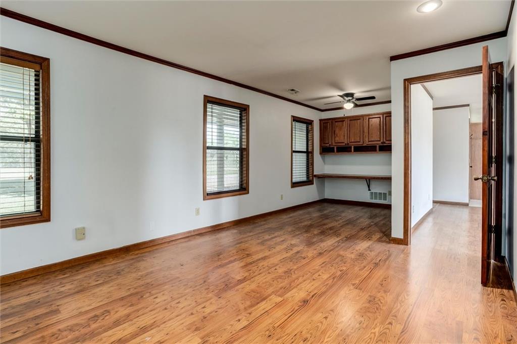 15016 246th Street Lawrence, KS 66044 - Photo 15 of 60