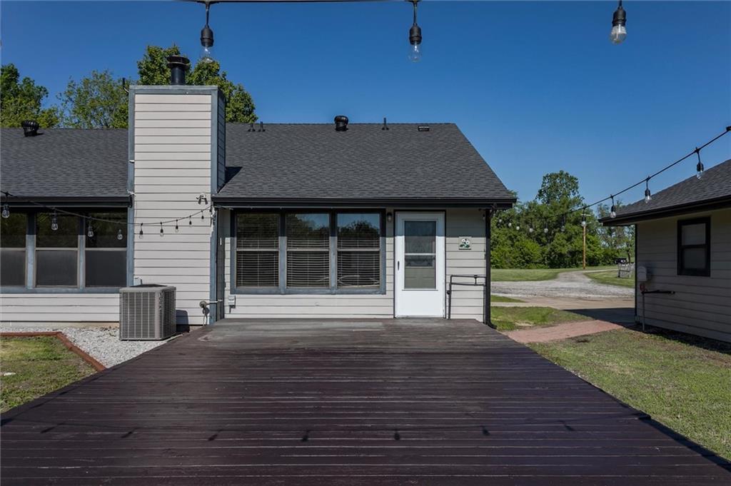 15016 246th Street Lawrence, KS 66044 - Photo 23 of 60