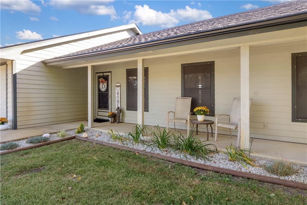 15016 246th Street Lawrence, KS 66044 - Photo 4 of 60