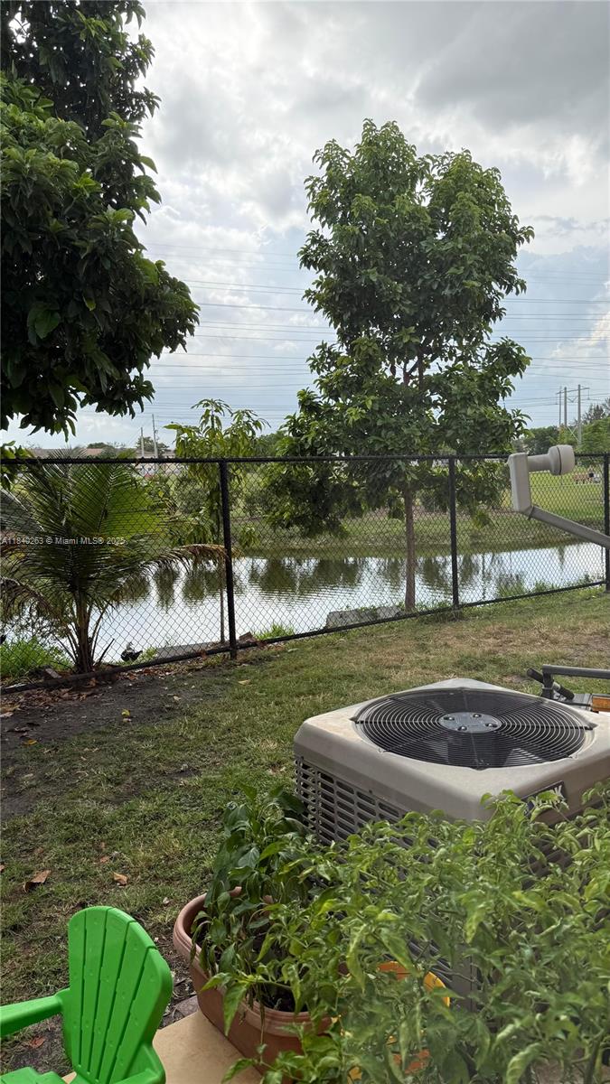 17720 Northwest 73rd Avenue, Unit 105 Hialeah, FL 33015 - Photo 20 of 27