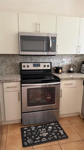 $329,000 | 17720 Northwest 73rd Avenue, Unit 105, Hialeah, FL 33015