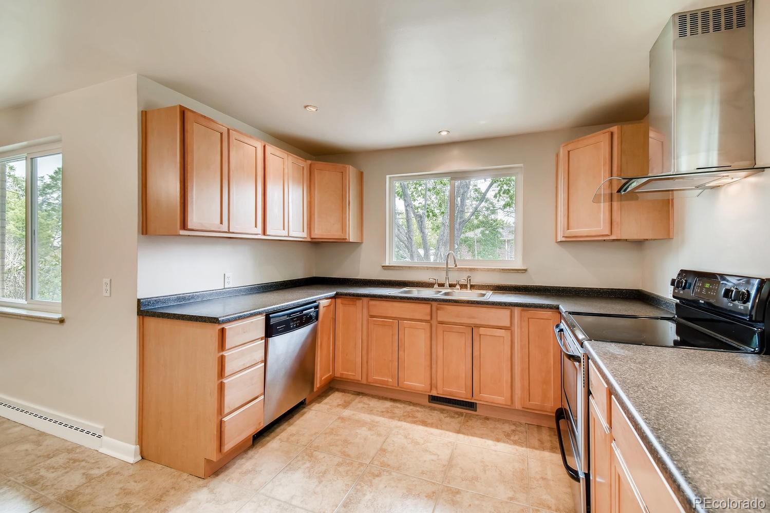 4160 Pierce Street Wheat Ridge, CO 80033 - Photo 9 of 29