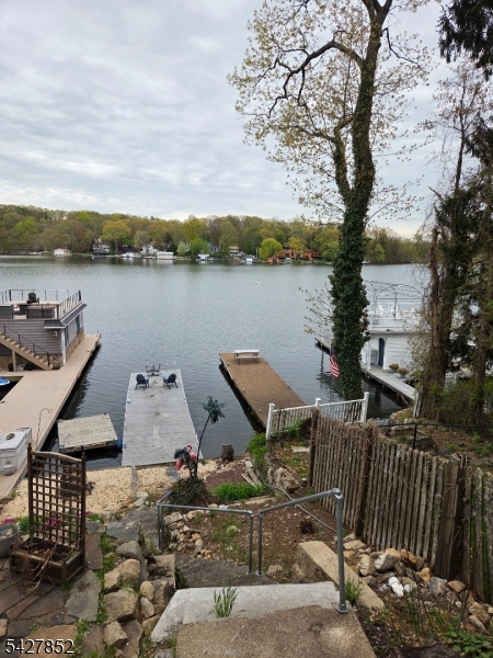 330 Lakeside Avenue Hopatcong, NJ 07821 - Photo 14 of 15