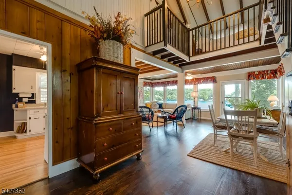$595,000 | 330 Lakeside Avenue, Hopatcong, NJ 07821