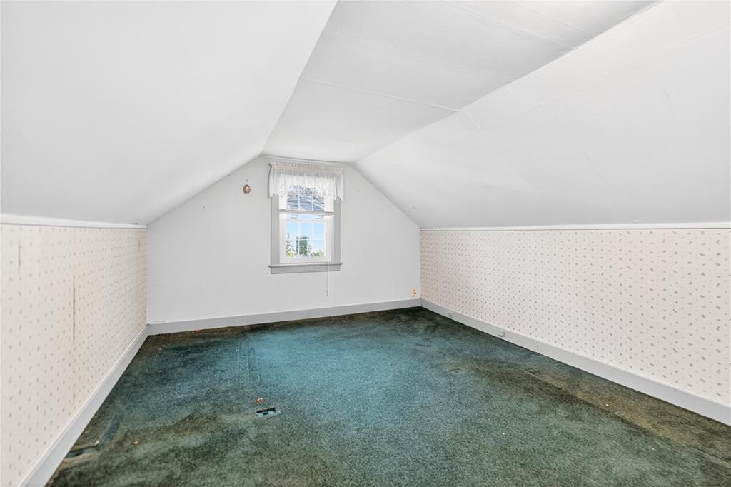 219 Meridian Road Butler, PA 16001 - Photo 25 of 39 an empty room with a window