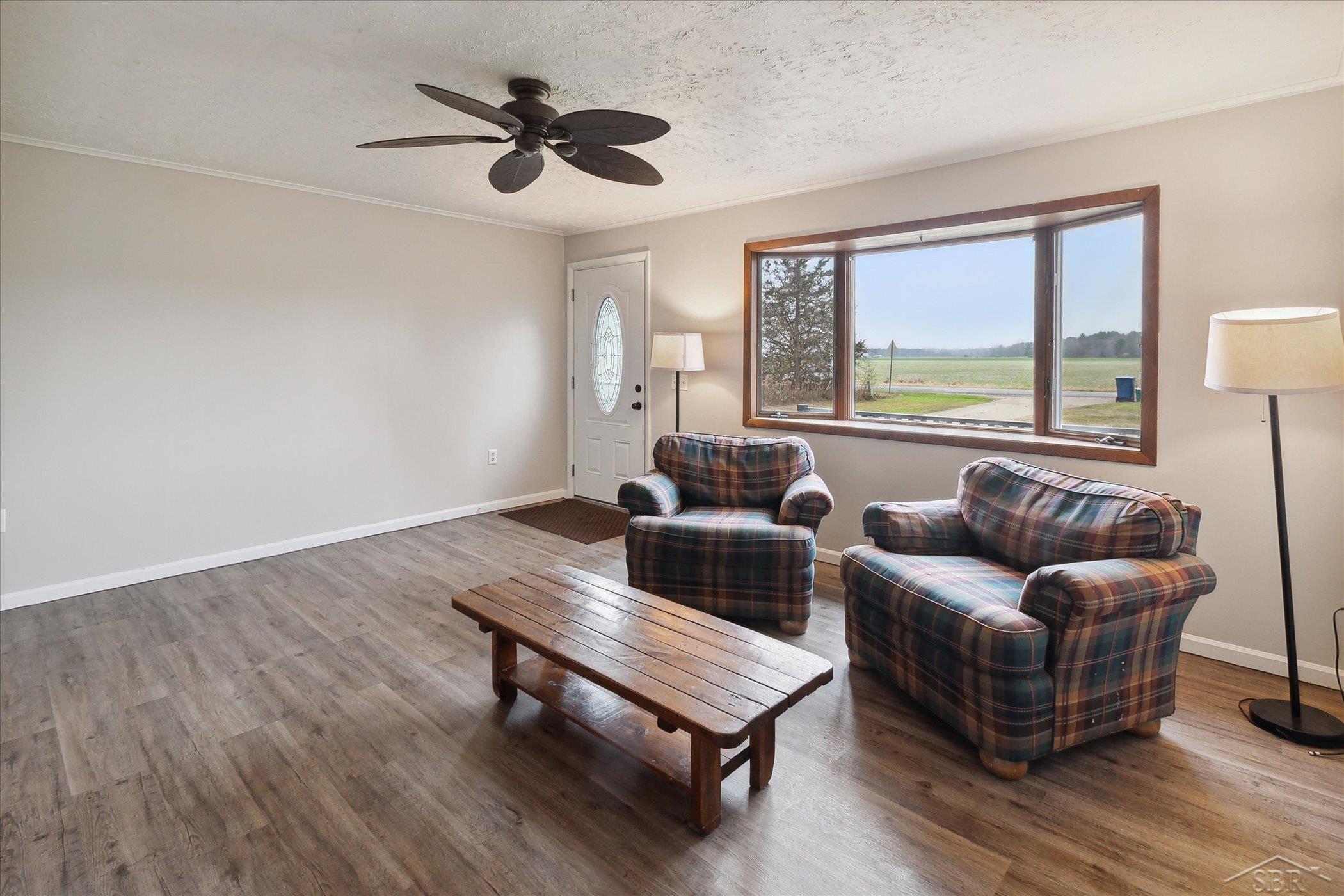 2089 South Brennan Road Hemlock, MI 48626 - Photo 4 of 49