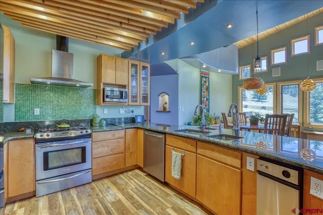 $1,400,000 | 1441 Forest Road 507 1a, Creede, CO 81130