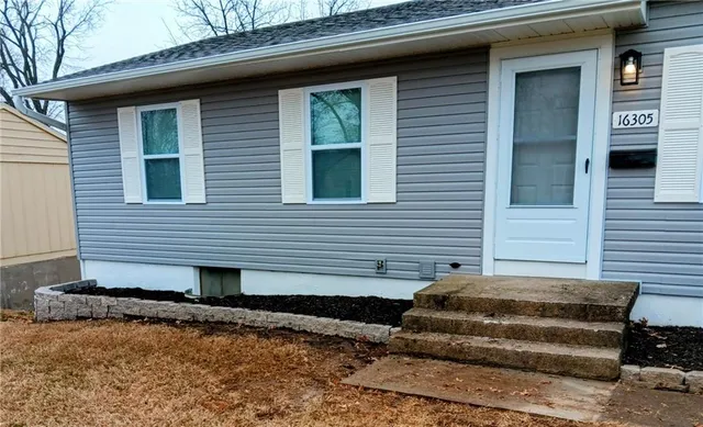 $199,900 | 16305 East 16 Street South, Independence, MO 64050