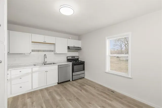 $199,900 | 16305 East 16 Street South, Independence, MO 64050