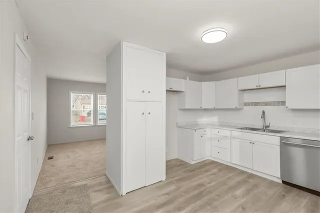 $199,900 | 16305 East 16 Street South, Independence, MO 64050