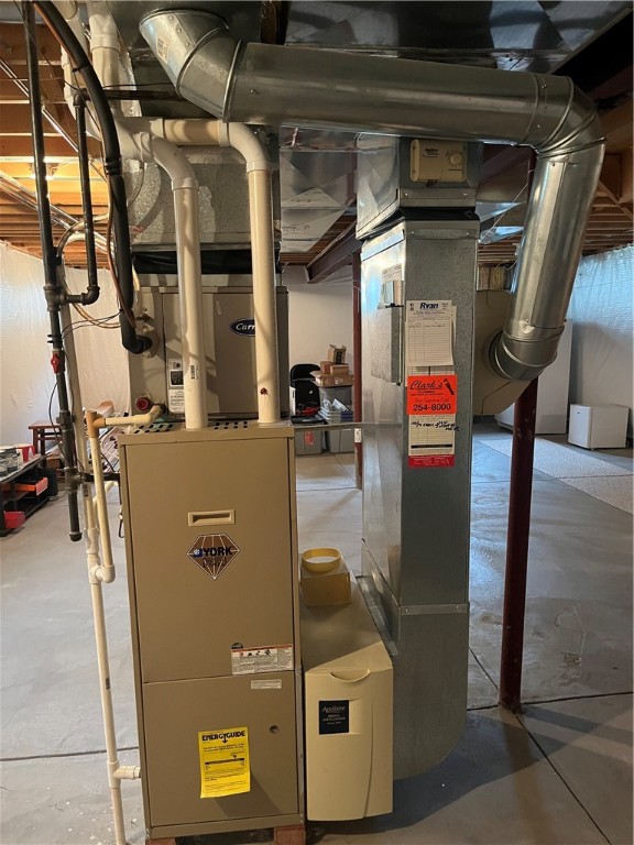 992 Pondbrook Point Webster, NY 14580 - Photo 30 of 33