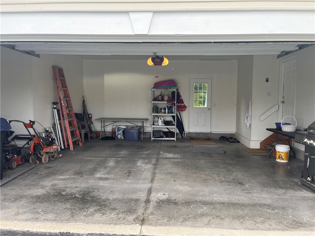 992 Pondbrook Point Webster, NY 14580 - Photo 33 of 33