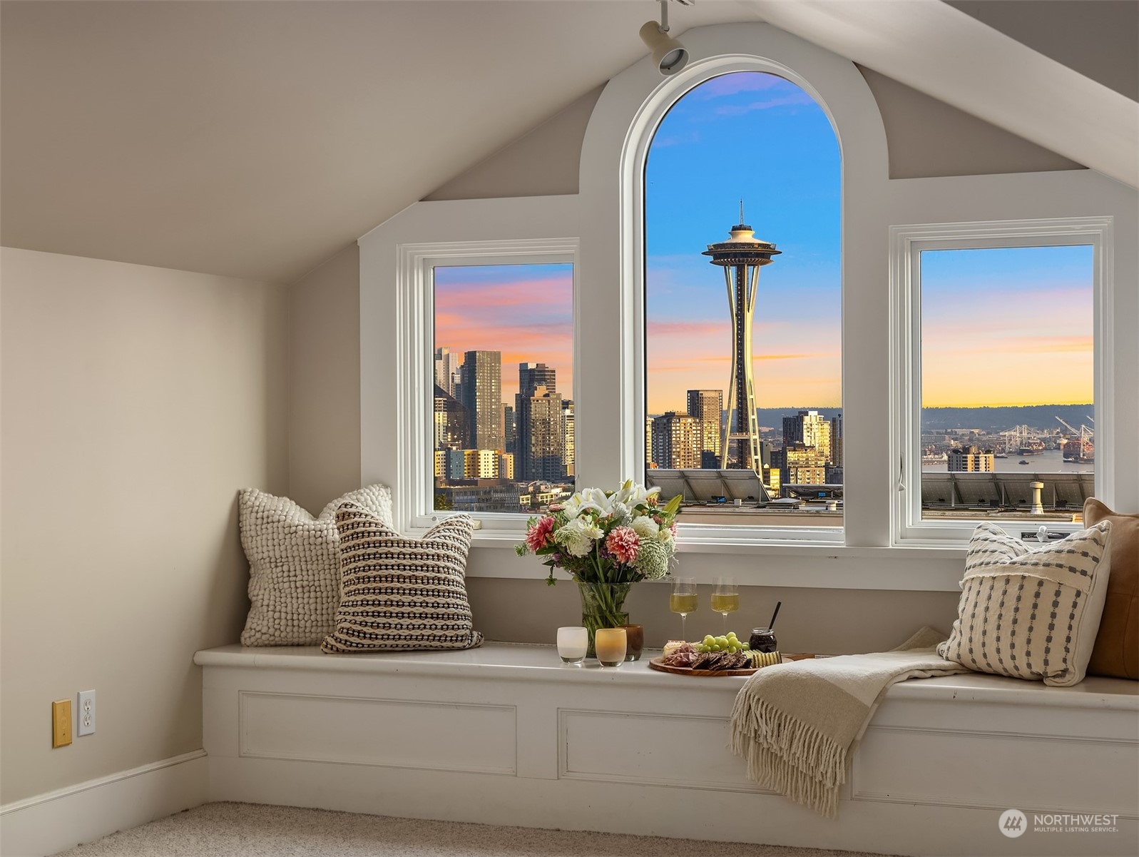 170 Prospect Street Seattle, WA 98109 - Photo 12 of 17 Gallery Image 12