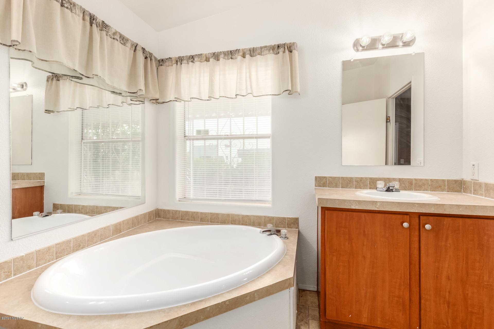 11708 North Musket Road Marana, AZ 85653 - Photo 13 of 25 Gallery Image 13