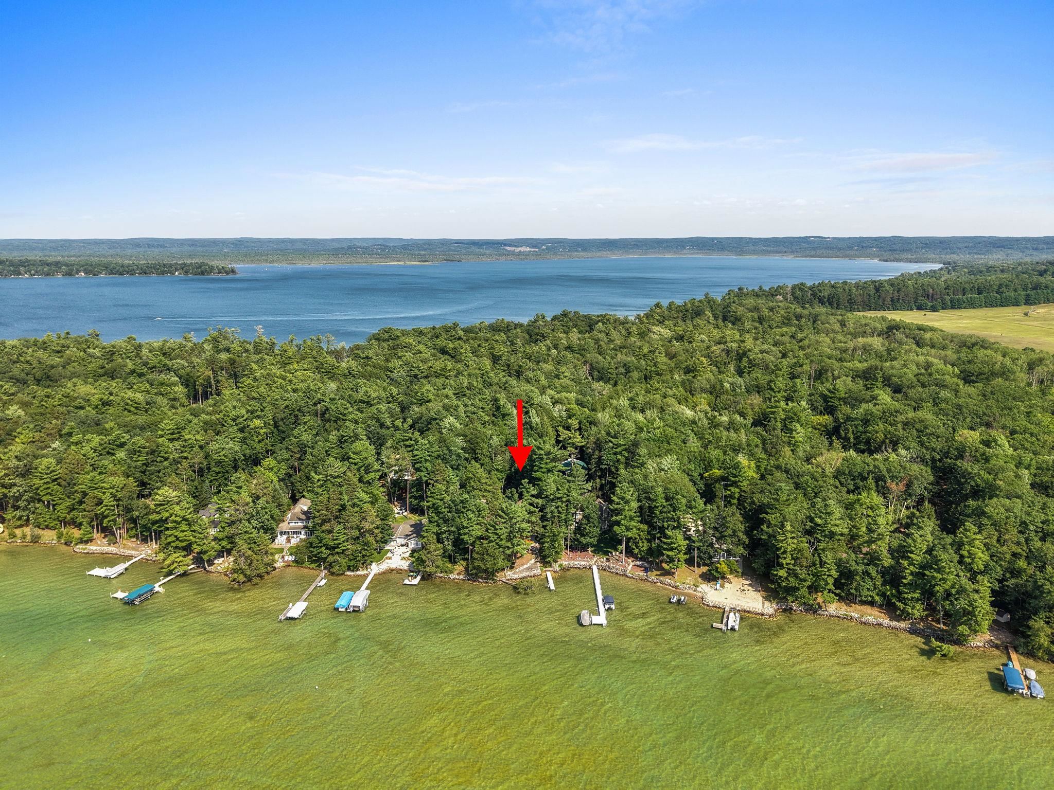 8739 Skegemog Point Road Williamsburg, MI 49690 - Photo 10 of 99 1949027-18eb03a3-24ae-4d0f-9533-45534d355965.JPG