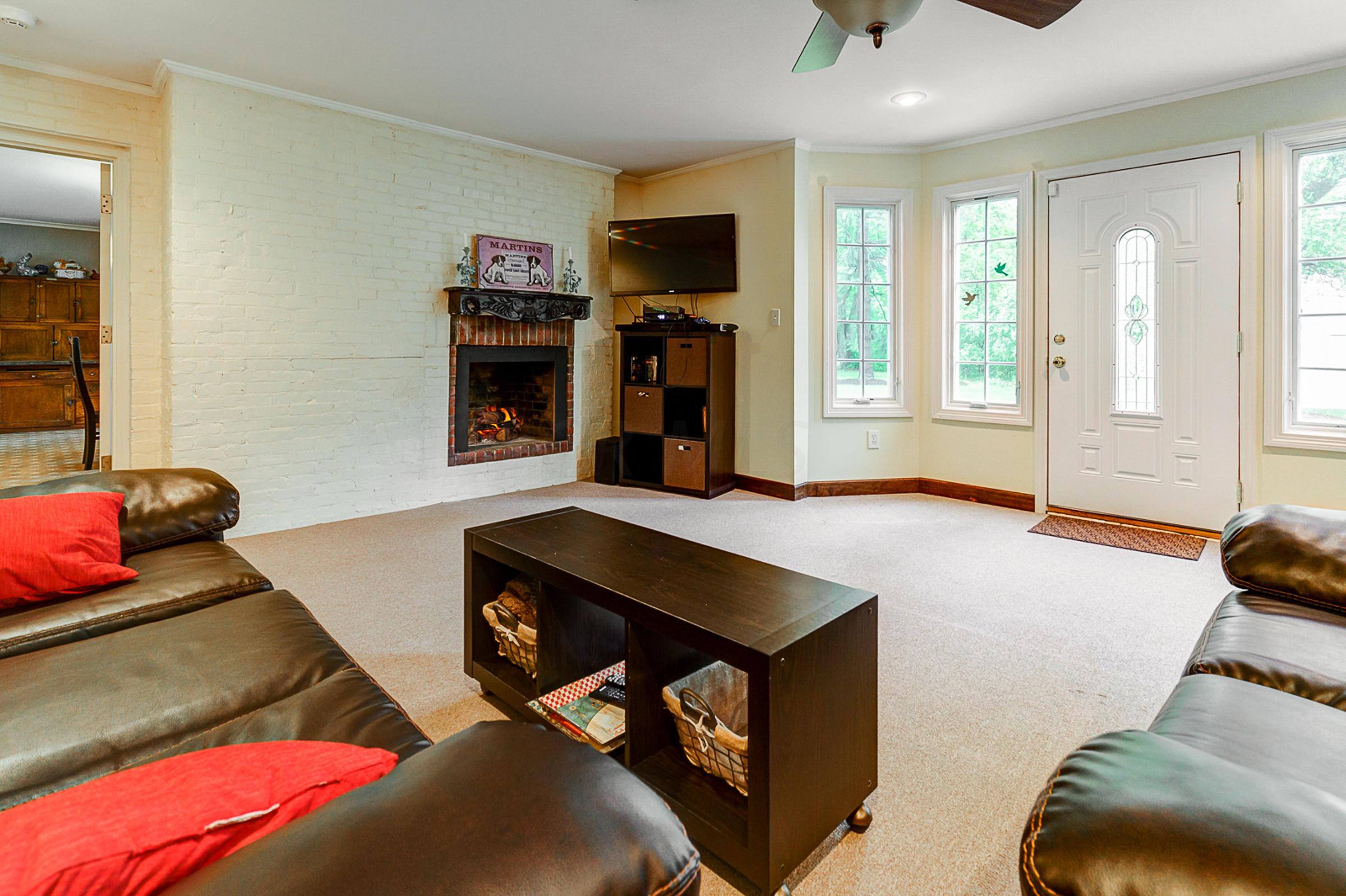 4050 Old Poste Road Columbus, OH 43221 - Photo 12 of 37