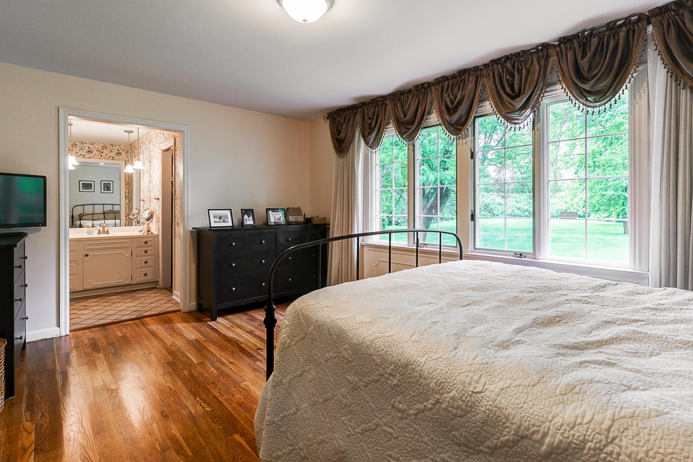 4050 Old Poste Road Columbus, OH 43221 - Photo 18 of 37