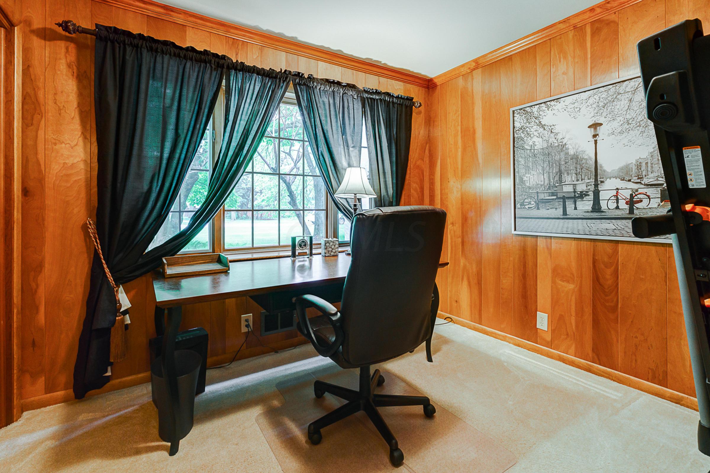 4050 Old Poste Road Columbus, OH 43221 - Photo 23 of 37
