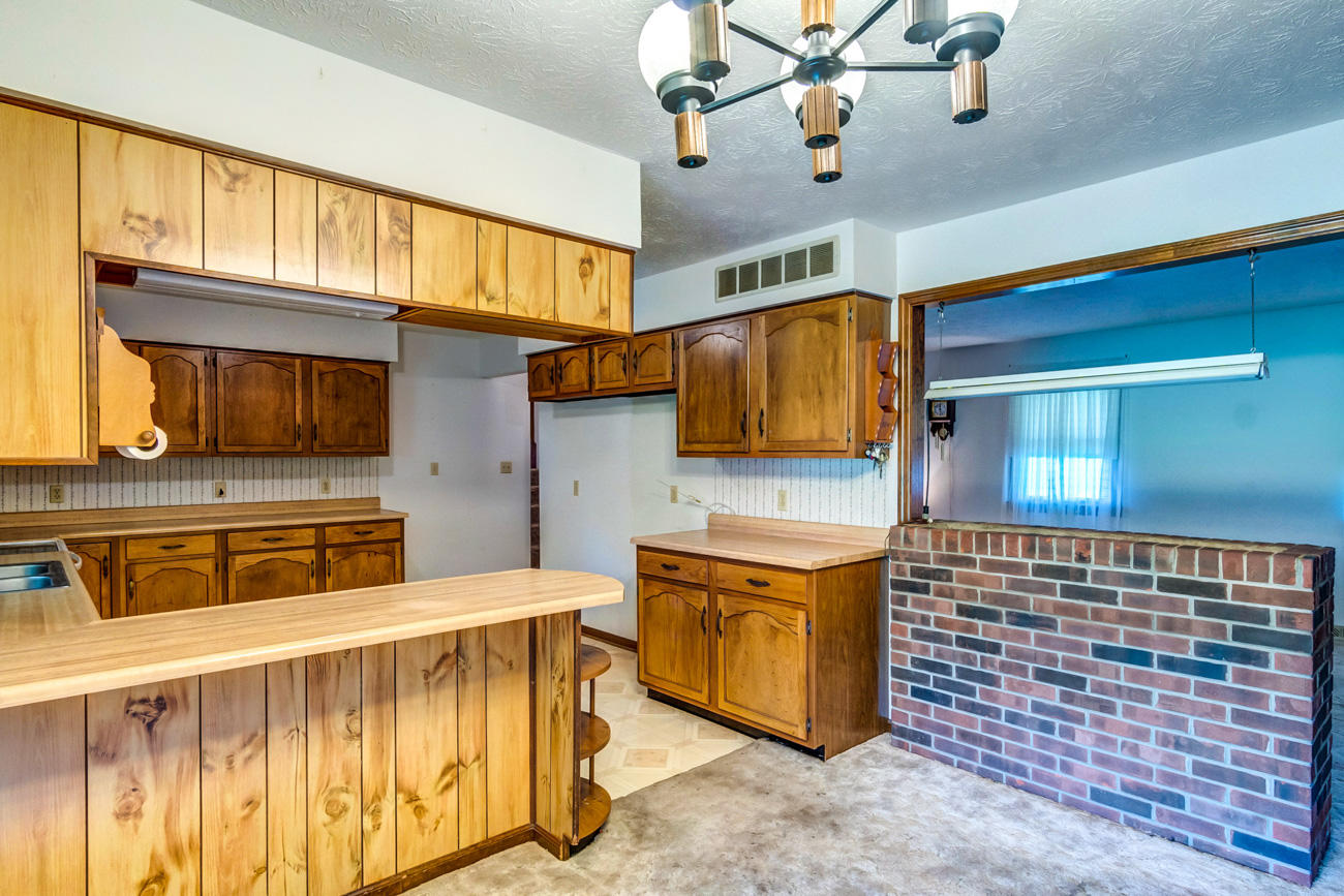 890 Richmond Road North Berea, KY 40403 - Photo 33 of 89 811