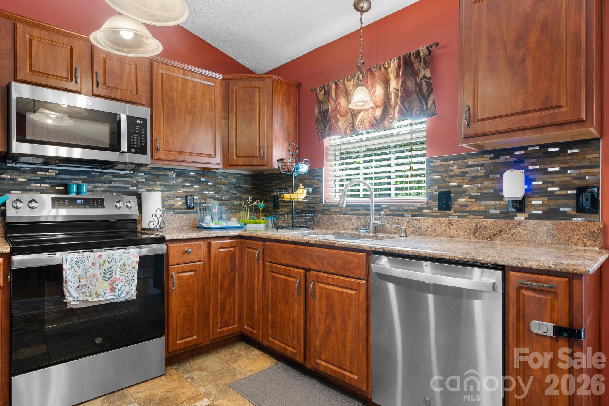 3105 Kay Street Conover, NC 28613 - Photo 10 of 42 Gallery Image 10