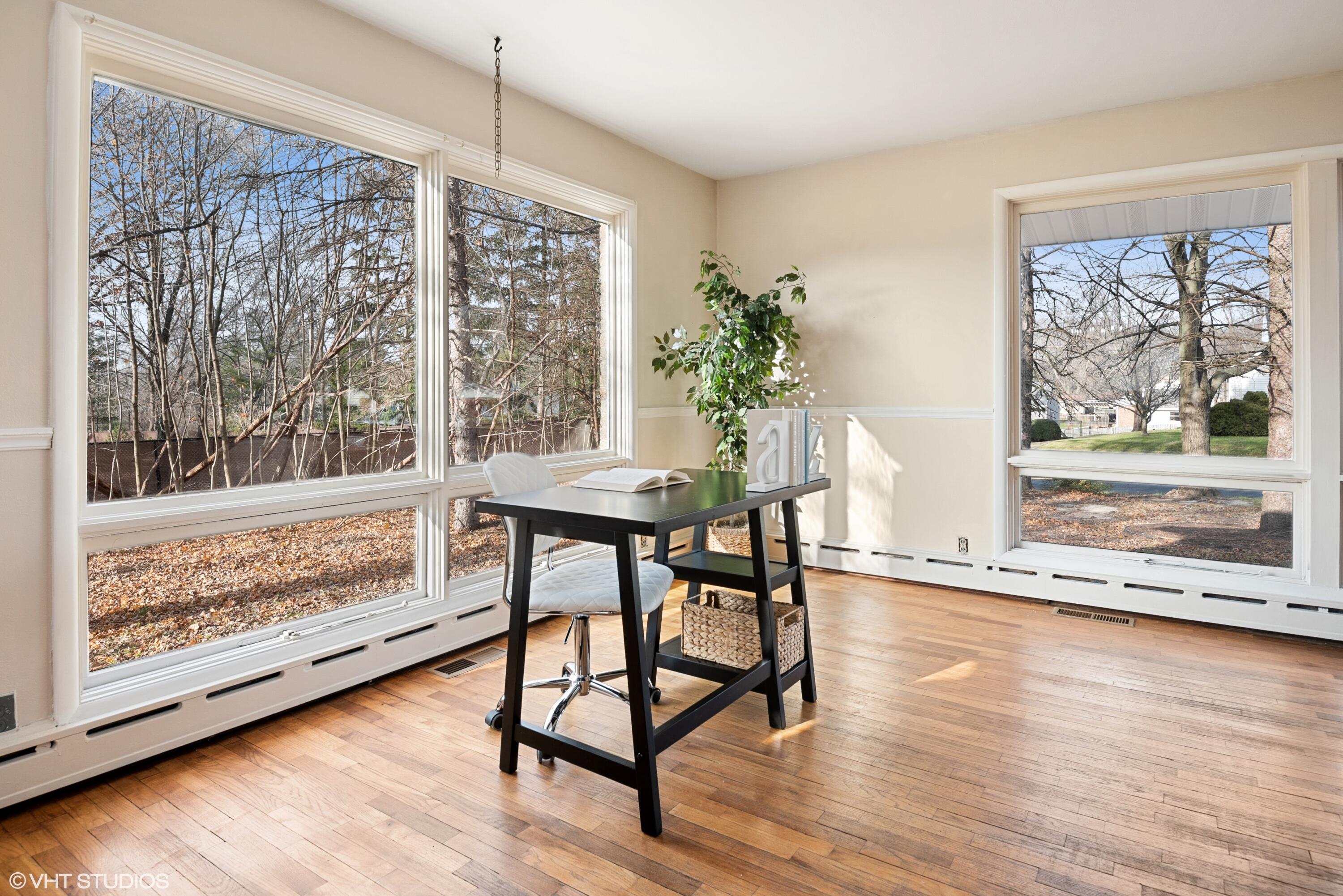 1598 Nelson Road St. Joseph, MI 49085 - Photo 4 of 15 07_1598Nelson_54_Office_HiRes