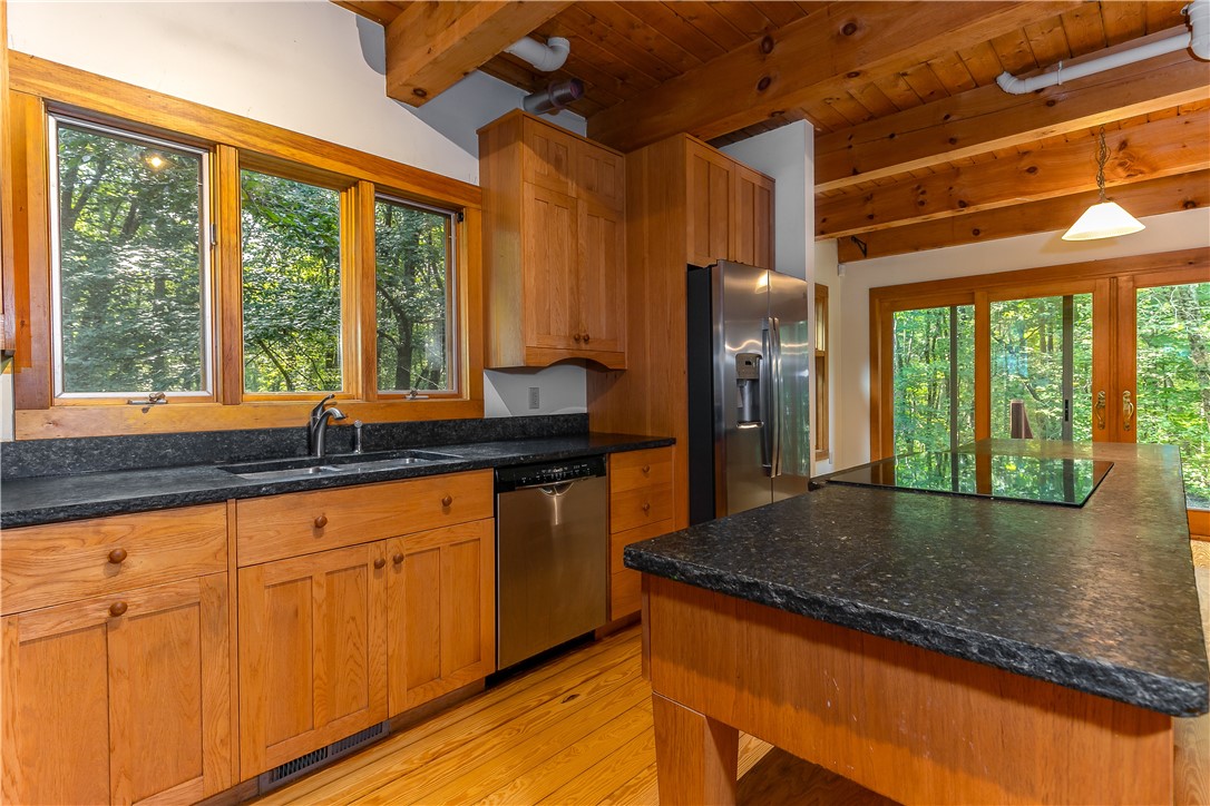 118 Carrs Trail Coventry, RI 02827 - Photo 20 of 45