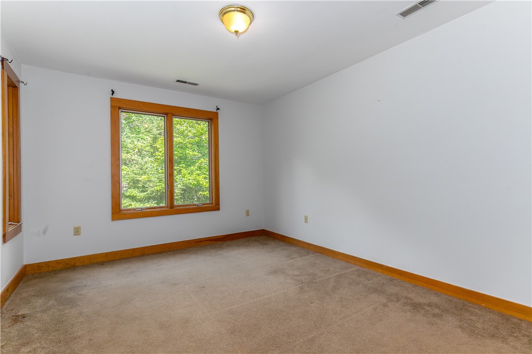 118 Carrs Trail Coventry, RI 02827 - Photo 28 of 45