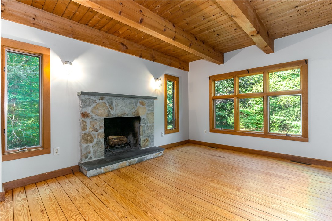 118 Carrs Trail Coventry, RI 02827 - Photo 4 of 45