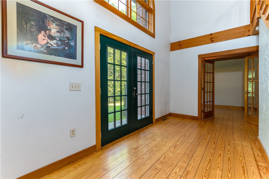 118 Carrs Trail Coventry, RI 02827 - Photo 10 of 45