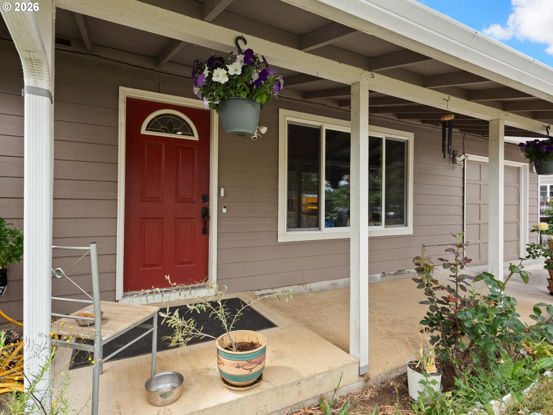 1719 Southwest 1st Street Battle Ground, WA 98604 - Photo 7 of 37 a front view of a house with outdoor seating