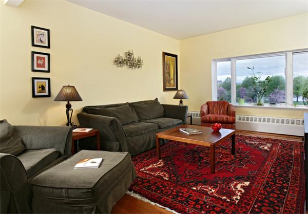 520 Beacon Street, Unit 3A Boston, MA 02215 - Photo 2 of 7