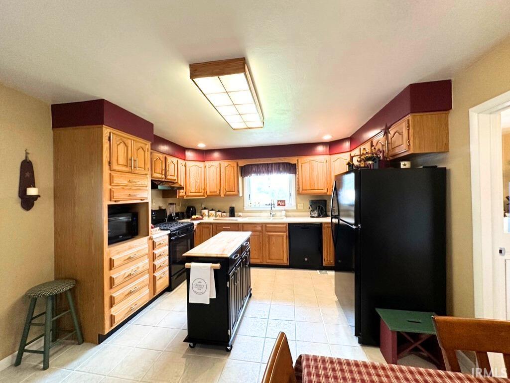 658 Ricker Drive Frankfort, IN 46041 - Photo 8 of 24 Gallery Image 8