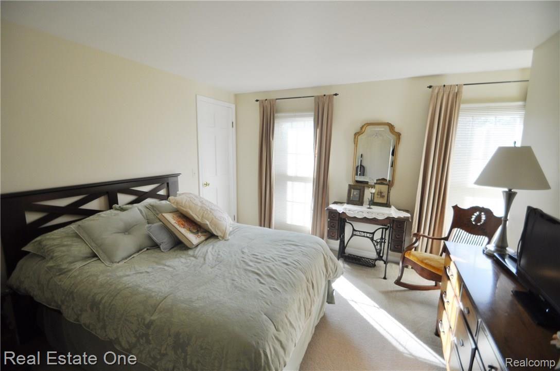 1286 Hathaway Rising Rochester, MI 48306 - Photo 22 of 33 24.JPG