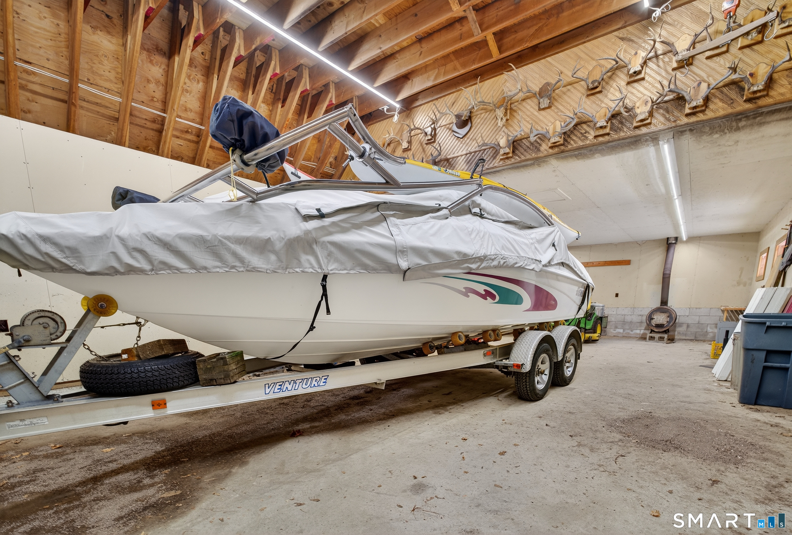 61 Edwards Road Bethany, CT 06524 - Photo 15 of 30